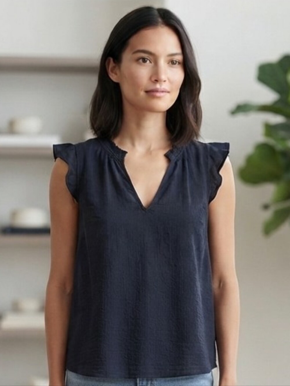 Old Navy Women's Black Cap Sleeve V-Neck Top Size XS